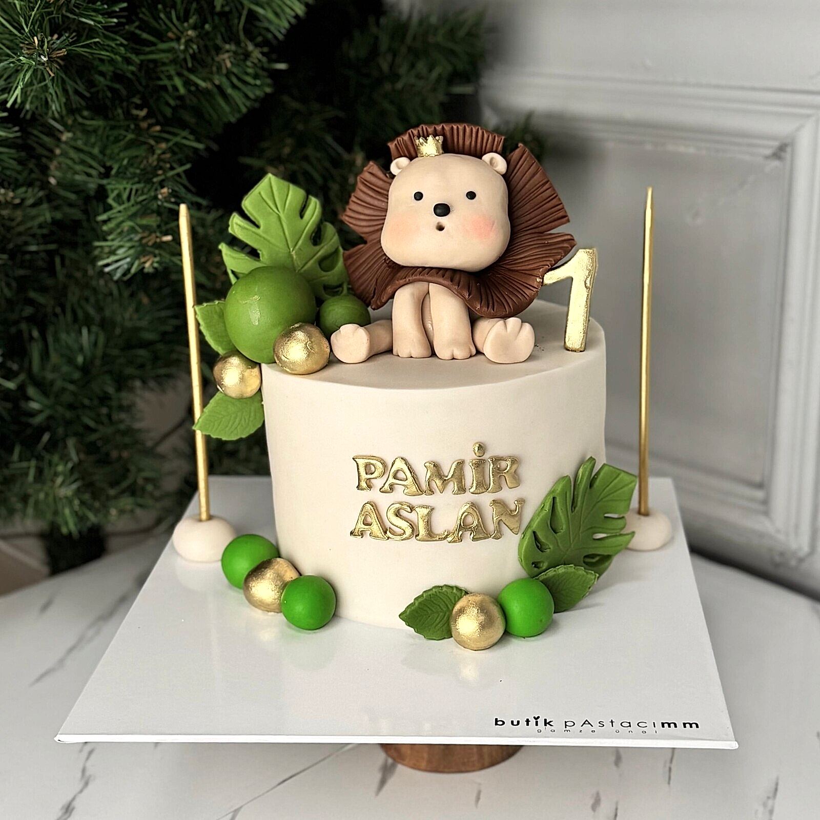 Sevimli Aslan Safari Pasta
