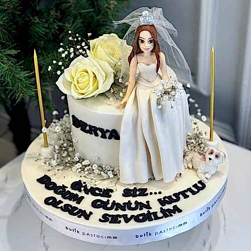 Bride To Be Gelinlikli Pasta